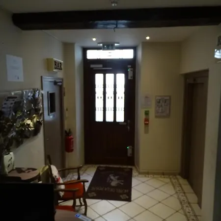 Hotel De La Poste 2*