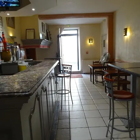 De La Poste 2* Tardets-Sorholus