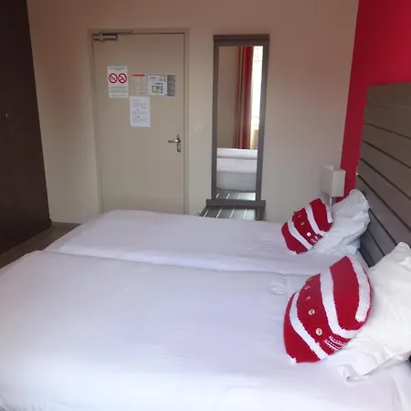 De La Poste Hotel Tardets-Sorholus