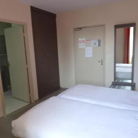 De La Poste 2* Tardets-Sorholus