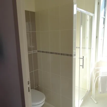 De La Poste Tardets-Sorholus