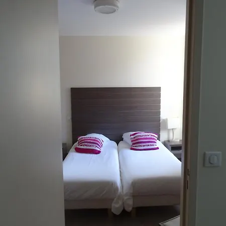 Hotel De La Poste 2*