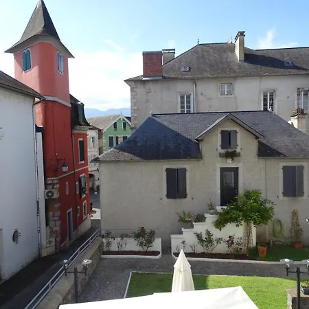 De La Poste Tardets-Sorholus