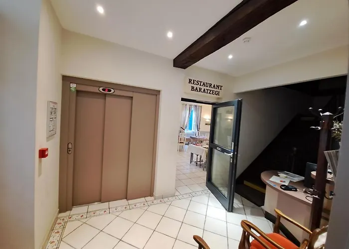 Hotel De La Poste 2*