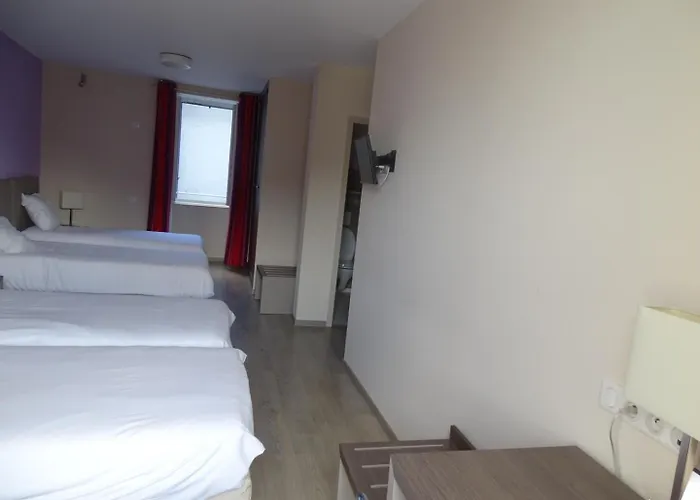 De La Poste Tardets-Sorholus