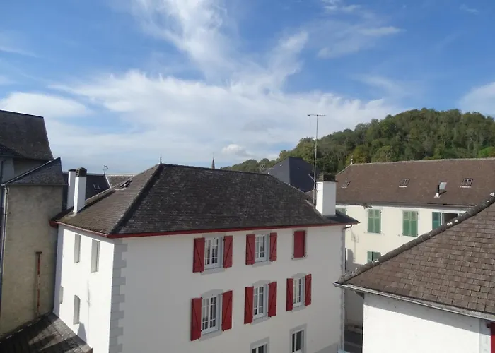 Hotel De La Poste Tardets-Sorholus