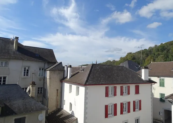 De La Poste Tardets-Sorholus